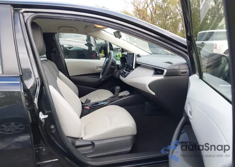 2021 Toyota Corolla Le z USA, uszkodzony, nr VIN JTDEPMAE2MJ183209